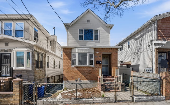 Pictures of Mixed Use property located at 104-60 165th St, Jamaica, NY 11433 for sales - image #1