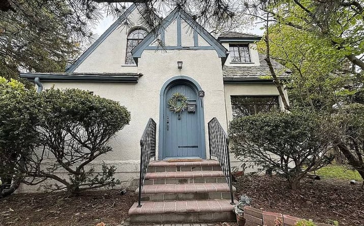 Pictures of Mixed Use property located at 2 BIRCH RD., MALVERNE, NY 11565 for sales - image #1