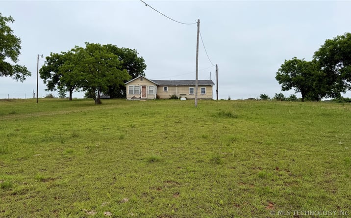 Pictures of Land property located at 9390 State Highway 89, Ringling, OK 73456 for sales - image #1