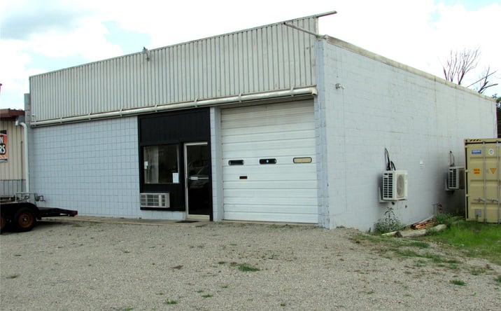 Pictures of Mixed Use, Office, Industrial property located at 131 SE Cholwell Avenue, Bartlesville, OK 74006 for sales - image #1