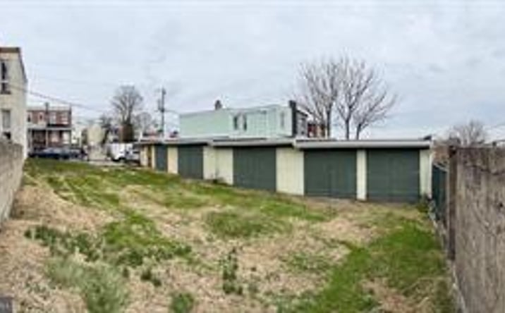 Pictures of Mixed Use, Land, Multifamily property located at 1330 Read St, Wilmington, DE 19805 for sales - image #1