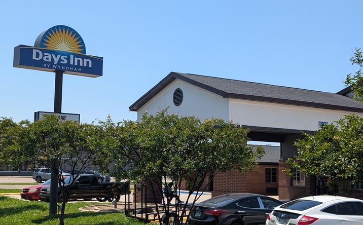 Pictures of Hospitality property located at 912 U.S. 65, Lake Village, AR 71653 for sales - image #1