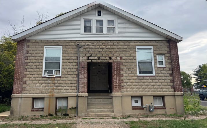 Pictures of Office, Industrial, Mixed Use property located at 400 Magnolia Street, Beverly, NJ 08010 for sales - image #1
