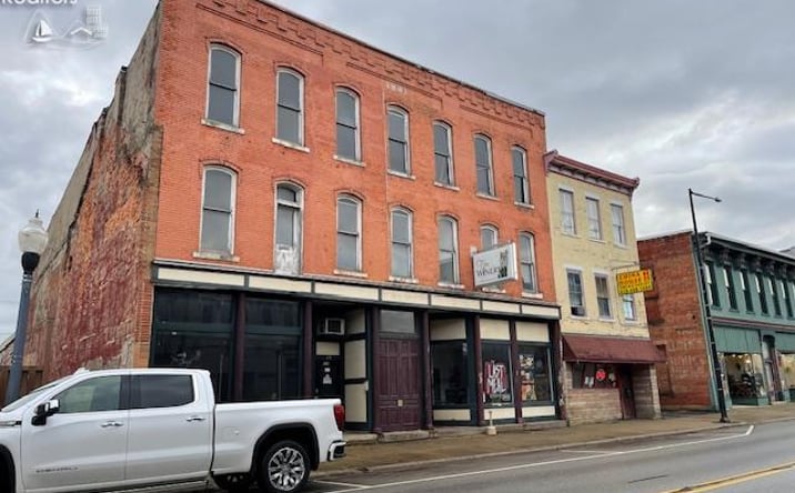Pictures of Office, Retail property located at 227-229 E Harding Way, Galion, OH 44833 for sales - image #1
