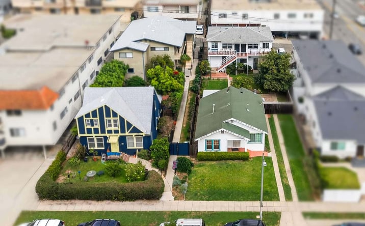 Pictures of Retail property located at 3444 & 3450 Vinton Ave, Los Angeles, CA 90034 for sales - image #1