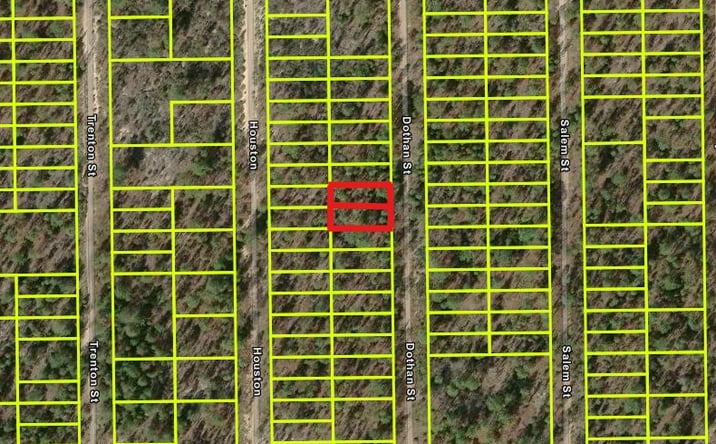 Pictures of Land property located at 427 Dothan Street, Interlachen, FL 32148 for sales - image #1
