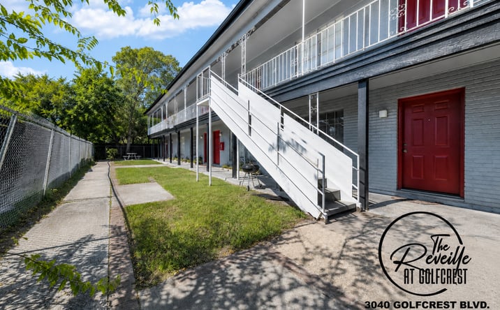 Pictures of Multifamily property located at 3040 Golfcrest Blvd, Houston, TX 77087 for sales - image #1