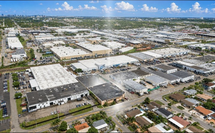 Pictures of Industrial property located at 455 E TENTH AVE, HIALEAH, FL 33010-5123 for sales - image #1