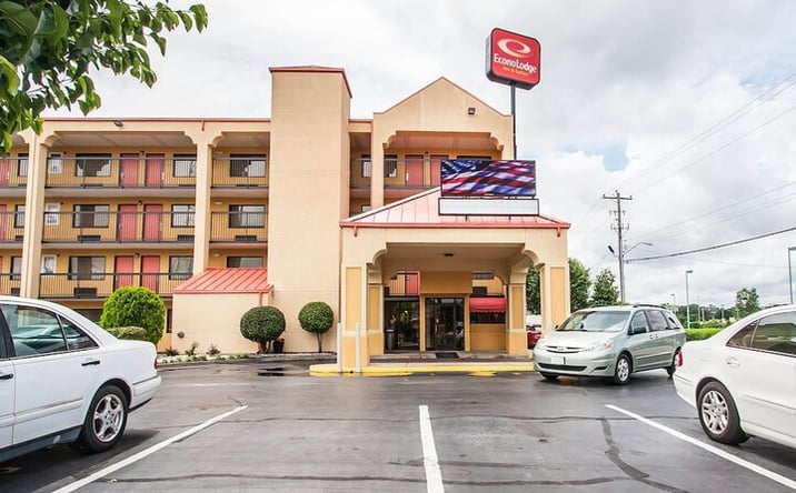 Pictures of Hospitality property located at 6045 Macon Cove, Memphis, TN 38134 for sales - image #1