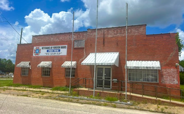 Pictures of Retail, Office, Mixed Use property located at 206 Ashley Street, Atmore, AL 36502 for sales - image #1