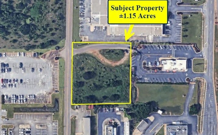 Pictures of Land property located at 410 W Wrasling Way, Warner Robins, GA 31088 for sales - image #1