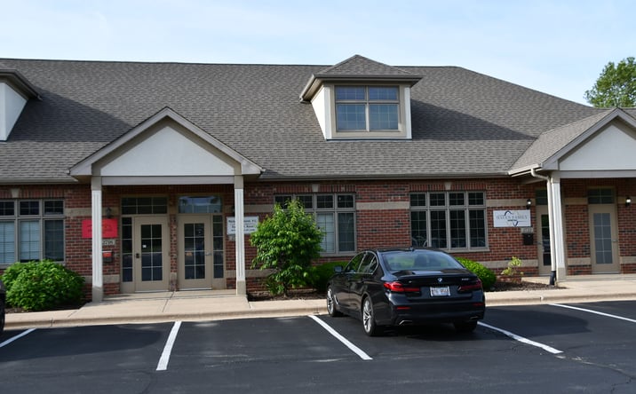 Pictures of Office property located at 2720 Caton Farm Rd, Joliet, IL 60435 for sales - image #1