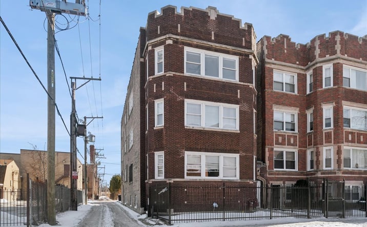 Pictures of Multifamily property located at 7515 S Essex Avenue, Chicago, IL 60649 for sales - image #1