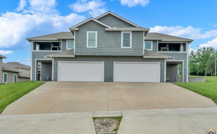 Pictures of Multifamily property located at 5860 & 5862 SW Woodbridge DR, Topeka, KS 66606 for sales - image #1