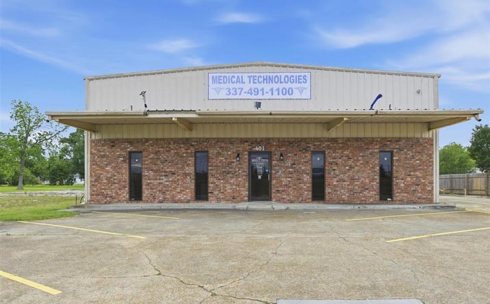 Pictures of Special Purpose property located at 401 W College Street W, Lake Charles, LA 70605 for sales - image #1