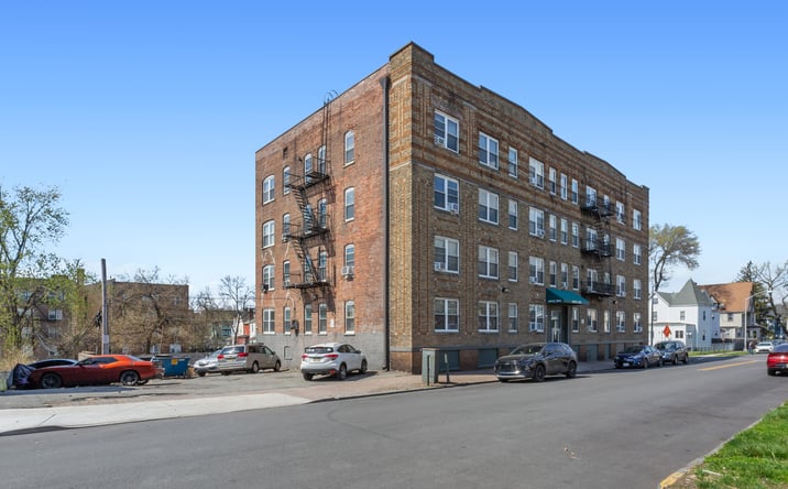 Pictures of Multifamily property located at 133 N MAPLE AVE, EAST ORANGE, NJ 07017 for sales - image #1