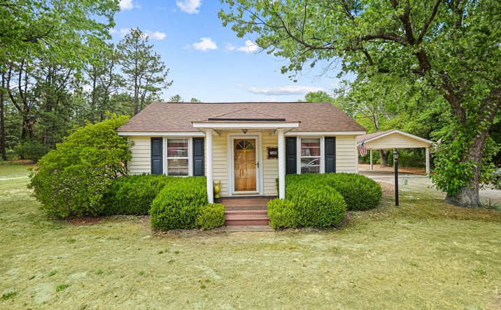 Pictures of Multifamily property located at 2204 West Old Camden Road, Hartsville, SC 29550 for sales - image #1