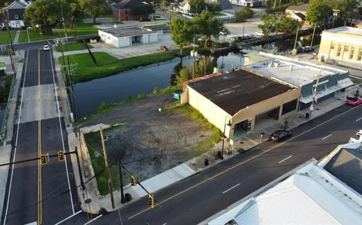 Pictures of Land property located at 7803-7811 Main Street, Houma, LA 70360 for sales - image #1