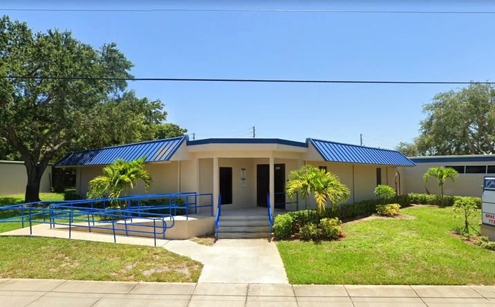 Pictures of Office, Industrial property located at 2007 Okeechobee Rd, Fort Pierce, FL 34950, 2101 Okeechobee Rd, Fort Pierce, FL 34950 for sales - image #1