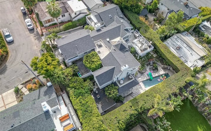 Pictures of Multifamily property located at 616 Cuprien Way, Laguna Beach, CA 92651 for sales - image #1