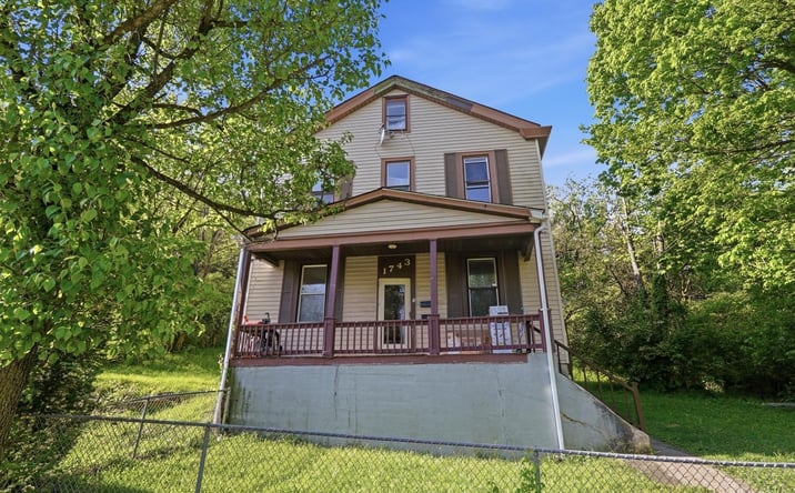 Pictures of Multifamily property located at Baltimore Avenue, Cincinnati, OH 45225 for sales - image #1