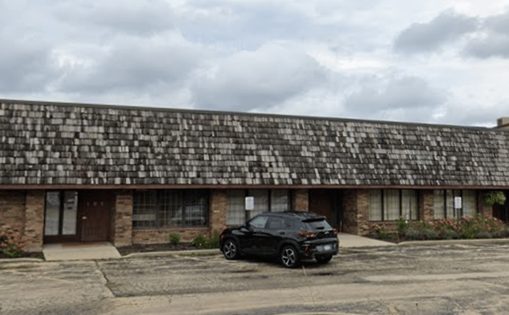Pictures of Office, Industrial property located at 14052 W Petronella Dr, Liberyville, IL 60048 for sales - image #1