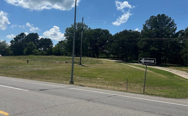 Pictures of Land, Office, Retail, Industrial property located at 2233 S Mississippi, Atoka, OK 74525 for sales - image #1