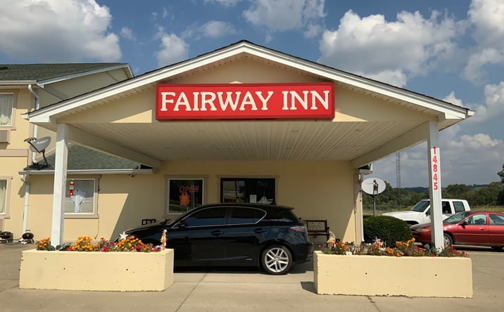 Pictures of Hospitality property located at 14845 STATE RD 156, FLORENCE, IN 47020-9491 for sales - image #1