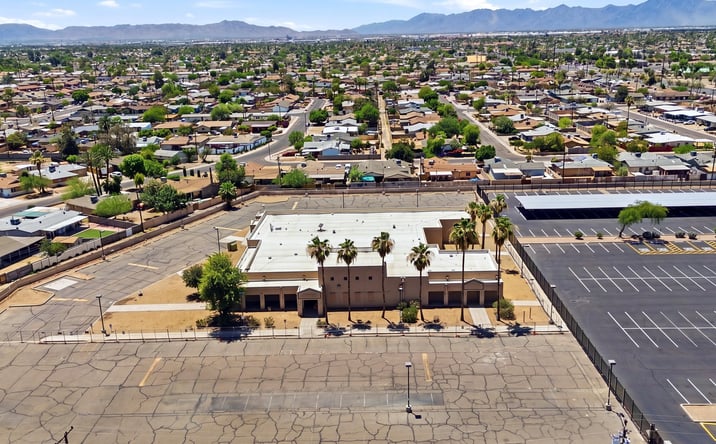 Pictures of Office, Special Purpose property located at 4011 North 51st Avenue, Phoenix, AZ 85031 for sales - image #1