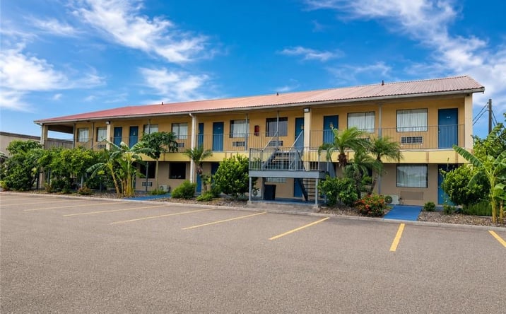 Pictures of Hospitality property located at 2418 S Cage Boulevard, Pharr, TX 78577 for sales - image #1