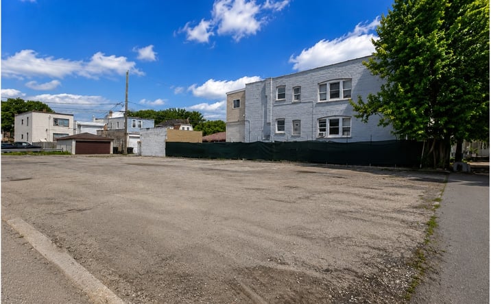 Pictures of Land property located at 1618 N Central Park Avenue, Chicago, IL 60647 for sales - image #1
