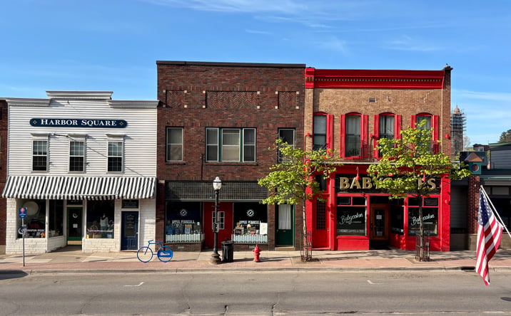 Pictures of Mixed Use property located at 221 West Washington Street, Marquette, MI 49855 for sales - image #1