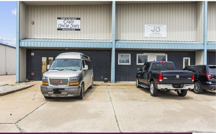 Pictures of Office, Industrial property located at 37 Elaine Dr, O'Fallon, MO 63366 for sales - image #1