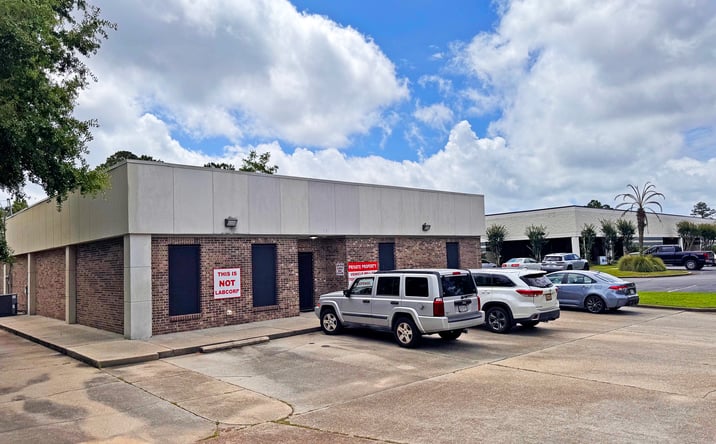 Pictures of Retail, Office, Industrial property located at 1181 MONTLIMAR DR, MOBILE, AL 36609-1710 for sales - image #1
