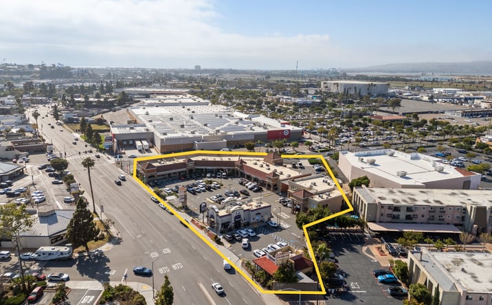 Pictures of Retail property located at 3146 Midway Drive, San Diego, CA 92110 for sales - image #1