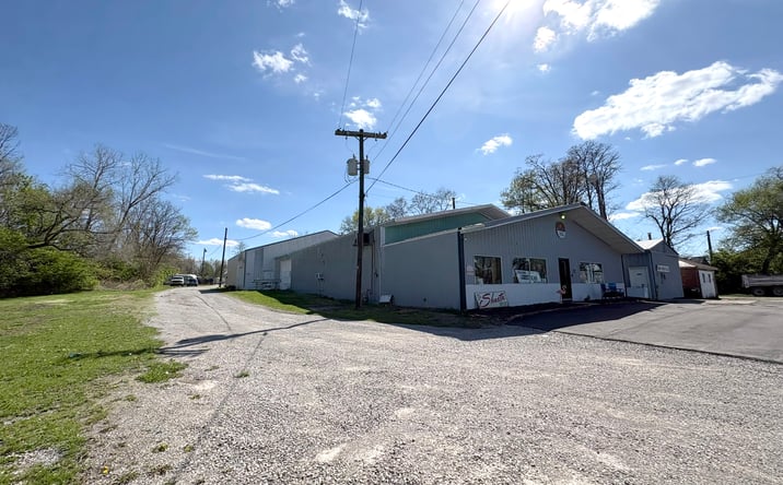 Pictures of Industrial, Mixed Use property located at 5220 New Haven Avenue, Fort Wayne, IN 46803 for sales - image #1