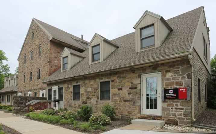 Pictures of Retail, Office property located at 2 VILLAGE RD, HORSHAM, PA 19044-3813 for sales - image #1