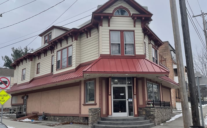 Pictures of Retail property located at 15 Watervliet Ave, Albany, NY 12206 for sales - image #1