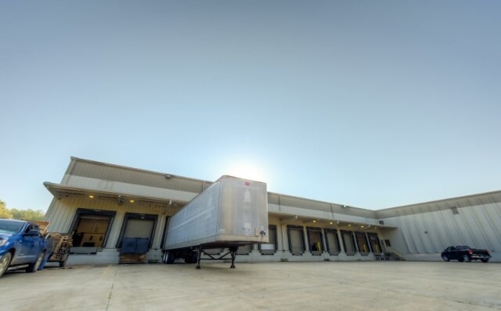 Pictures of Industrial property located at 1315 West Oakridge Drive, Albany, GA 31707 for sales - image #1