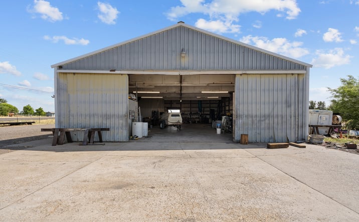 Pictures of Industrial property located at 78745 Westland Rd, Hermiston, OR 97838 for sales - image #1