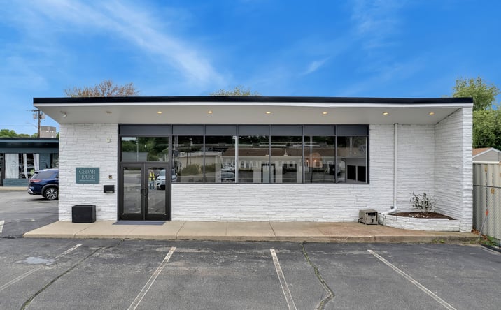 Pictures of Retail property located at 5 FORBES ST, RIVERSIDE, RI 02915-1601 for sales - image #1