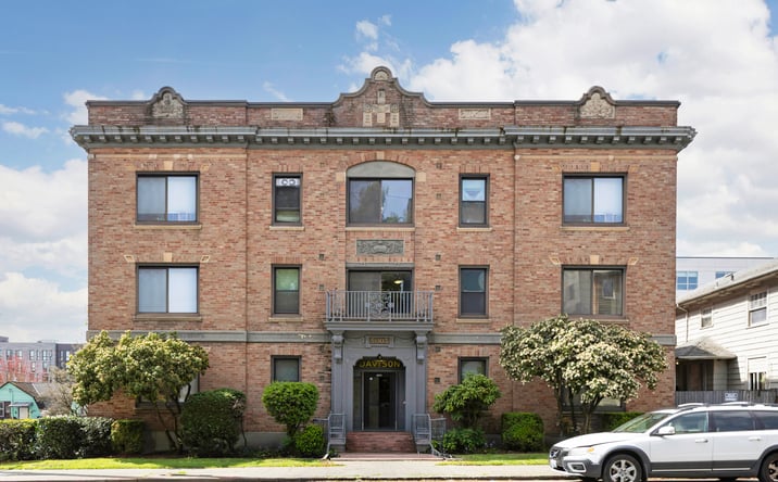 Pictures of Multifamily property located at 5003 15th Ave NE, Seattle, WA 98105 for sales - image #1