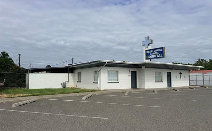 Pictures of Office property located at 1912 N 4th Ave, Pasco, WA 99301 for sales - image #1