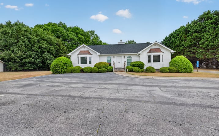 Pictures of Office property located at 2940 Rosebud Road, Loganville, GA 30052 for sales - image #1