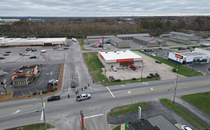 Pictures of Retail property located at 1040 N MAIN ST, Madisonville, KY 42431 for sales - image #1