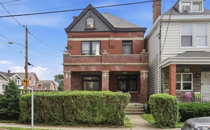 Pictures of Multifamily property located at Fairview Avenue, Cincinnati, OH 45219 for sales - image #1