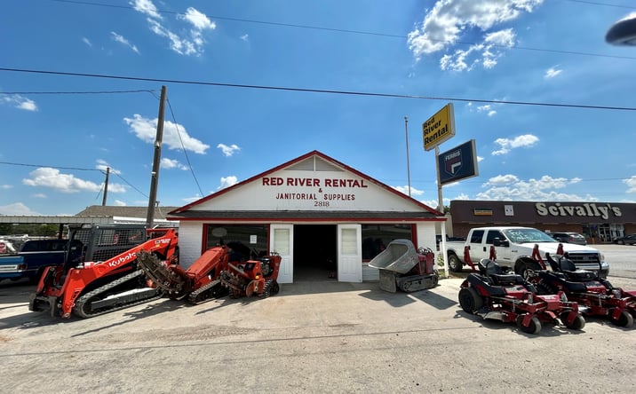 Pictures of Self Storage, Mixed Use, Business for Sale property located at 2818 U.S. 82, Gainesville, TX 76240 for sales - image #1