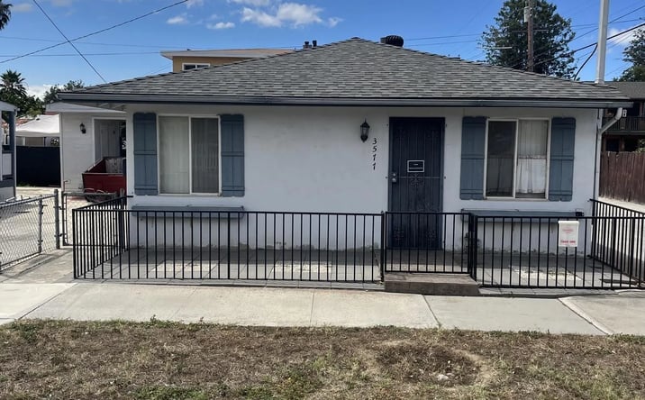 Pictures of Multifamily property located at 3577-85 Landis St., San Diego, CA 92104 for sales - image #1