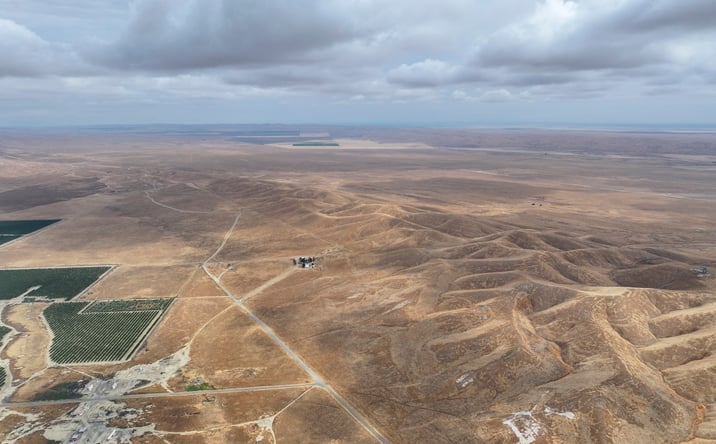 Pictures of Land property located at Kecks Rd., Lost Hills, CA 93249 for sales - image #1