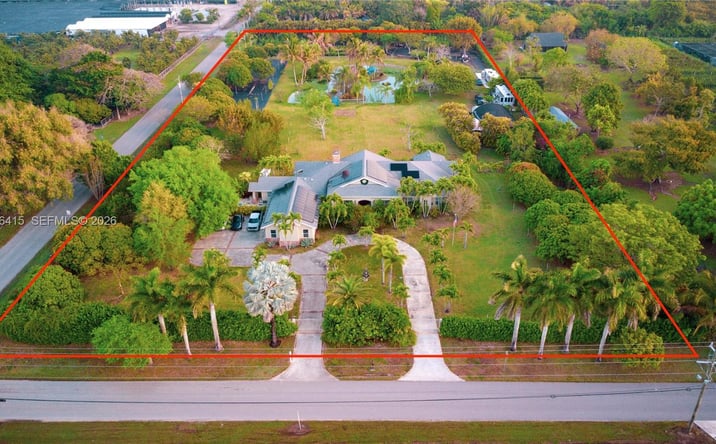 Pictures of Multifamily, Special Purpose property located at 20175 SW 256th St, Homestead, FL 33031 for sales - image #1
